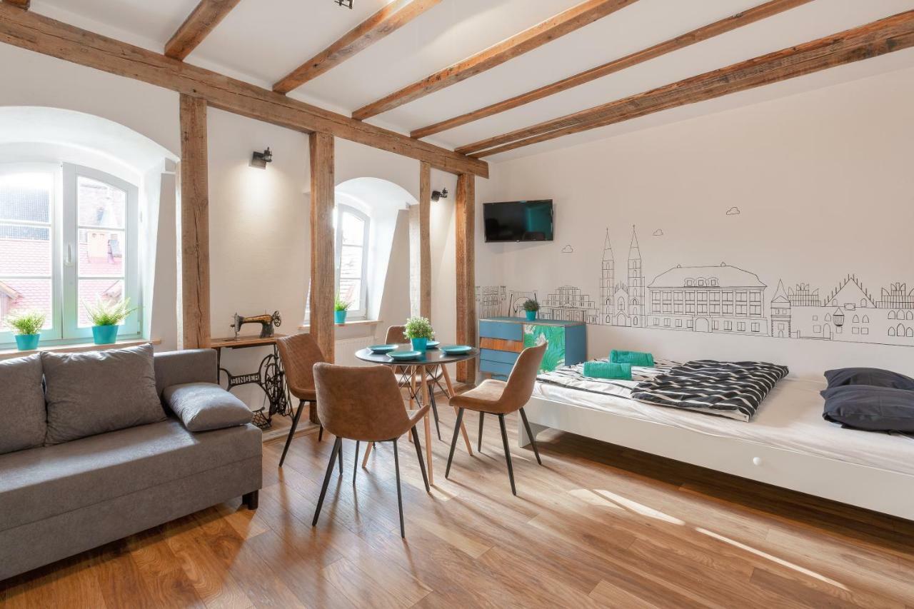 Retro House - StayinVratislav Exteriér fotografie